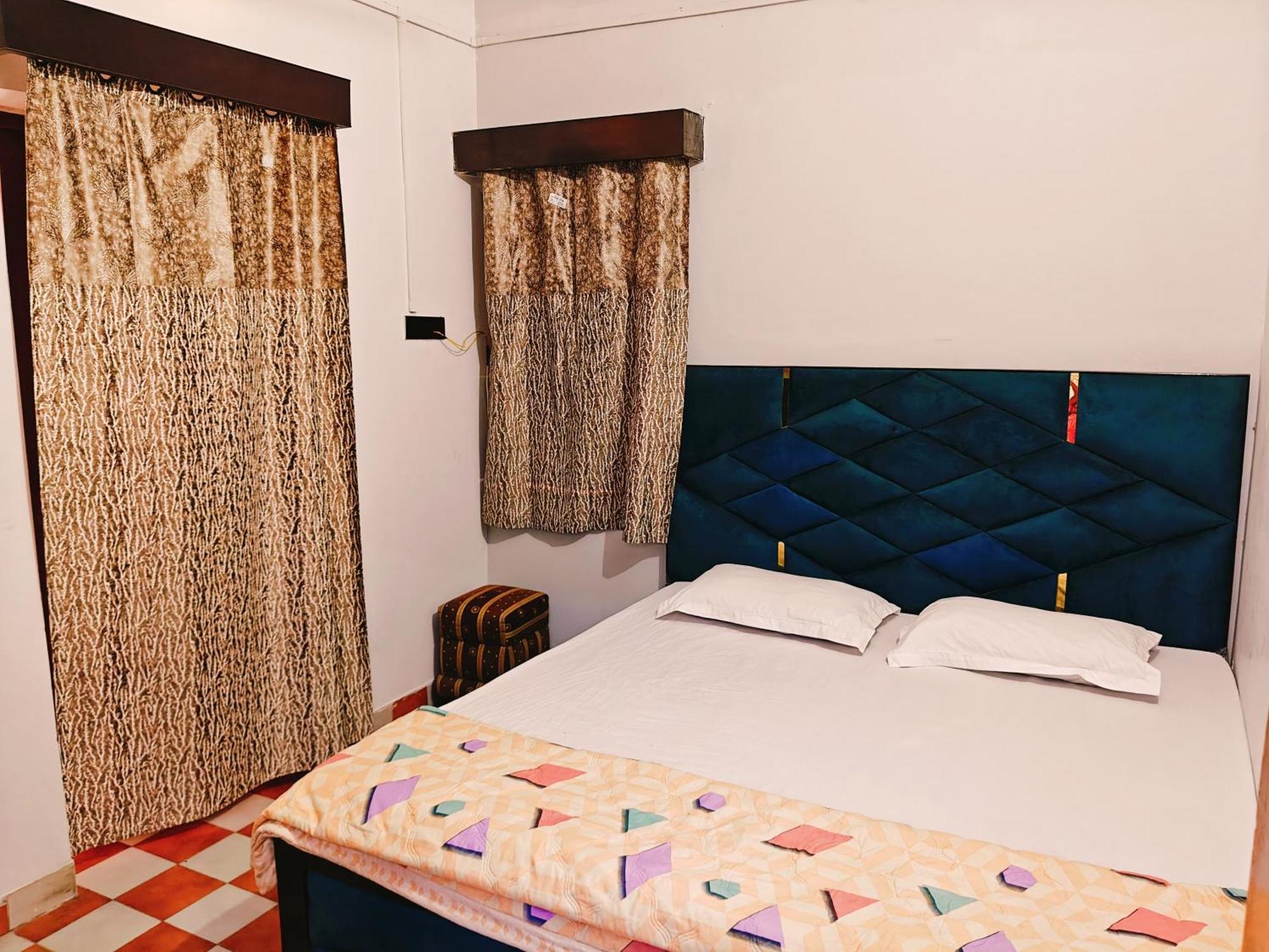 Kiara Home Stays Varanasi Luaran gambar