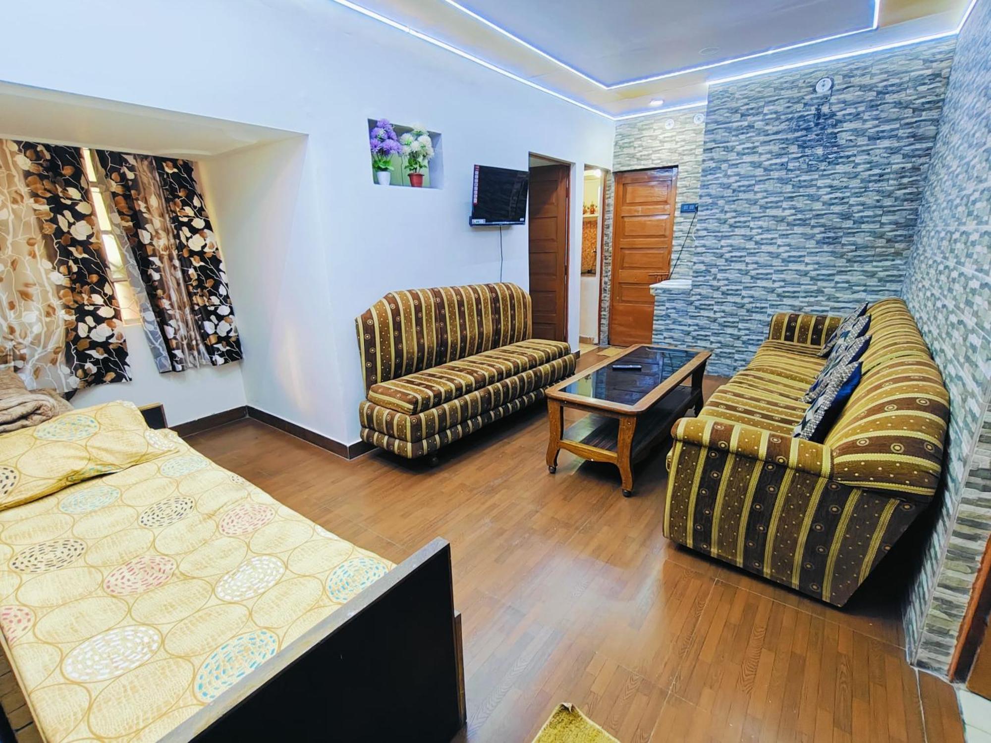 Kiara Home Stays Varanasi Luaran gambar