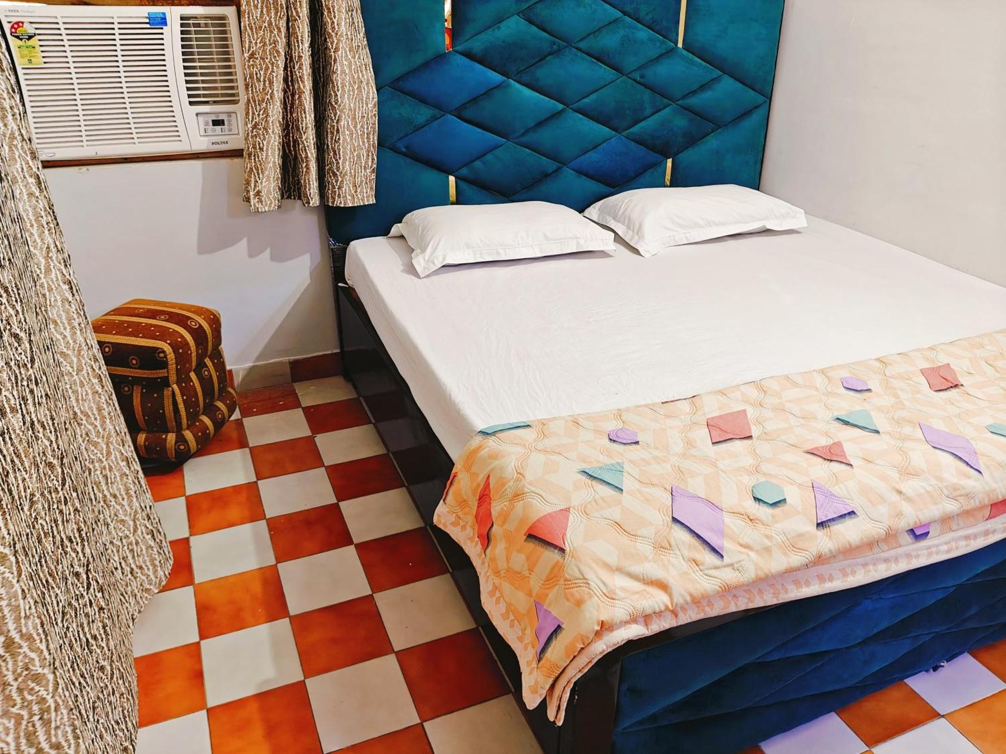 Kiara Home Stays Varanasi Luaran gambar